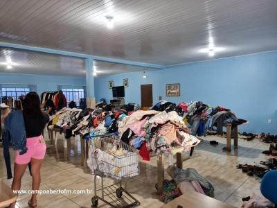 Grande PromoÃ§Ã£o no Bazar do Cemic: Roupas e CalÃ§ados por Apenas 1 Real